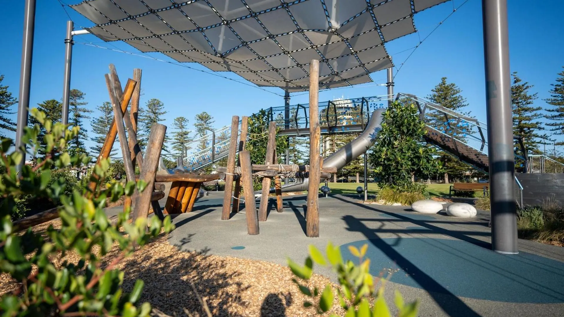 Belle Escapes - Glenelg Seaside Family Stay